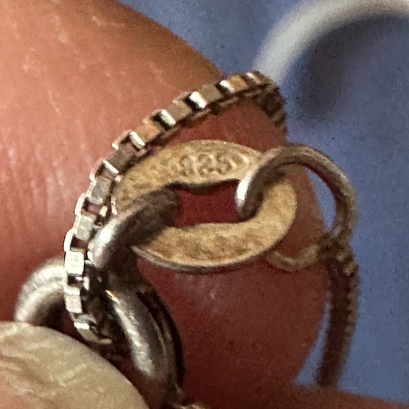 Tourmaline Dino Head on Sterling Chain - Picture 4 of 4